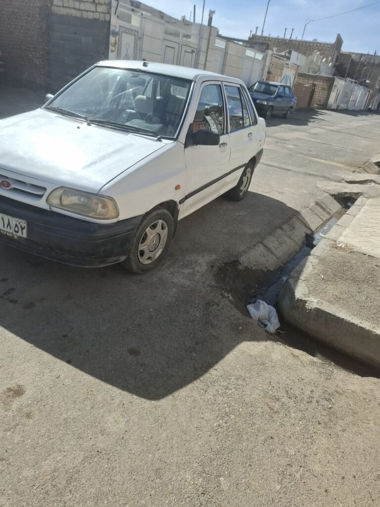 پراید مدل ۸۲